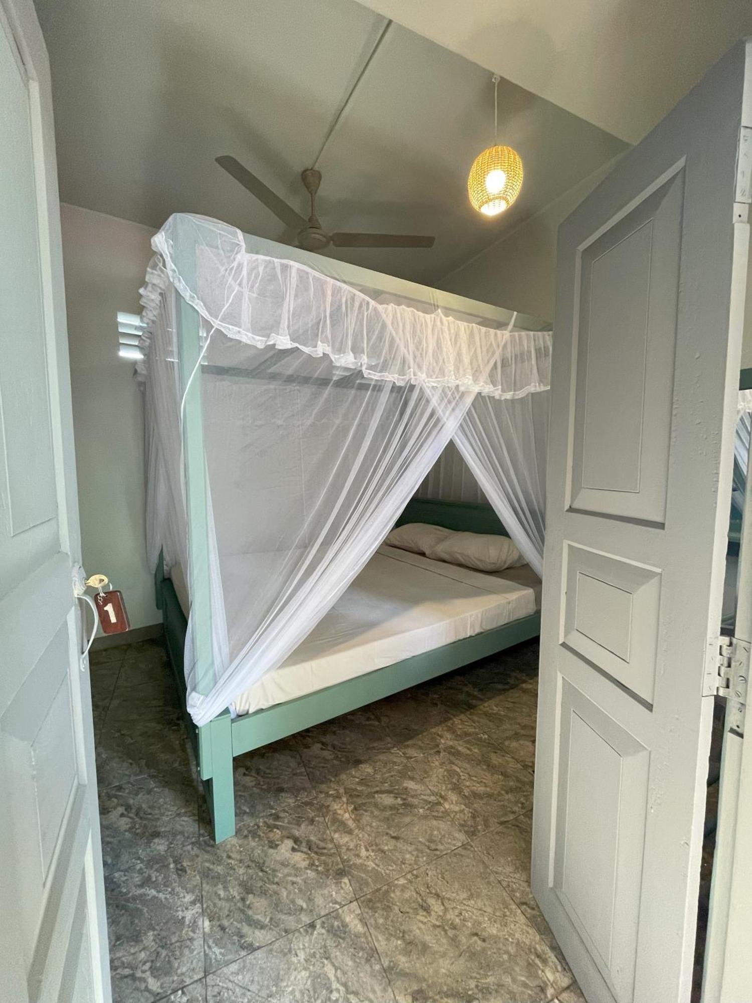 Hotel Hawara Coliving Midigama East Exteriér fotografie